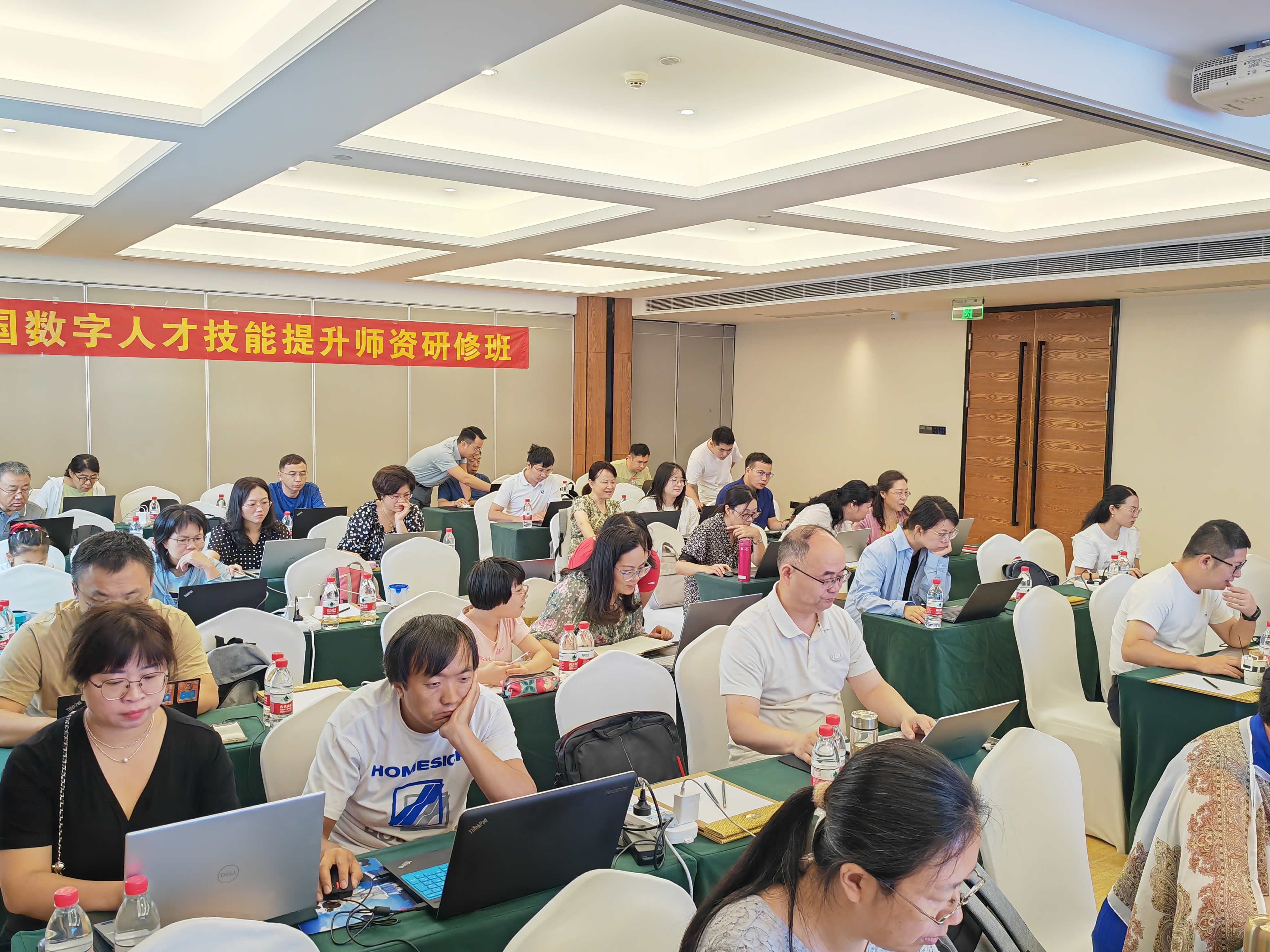 307dd4aebe55f24a168a2920c6e3626.jpg